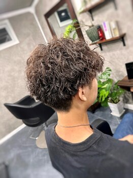 スミス(SMITH)の写真/ビジネスシーンもプライベートもキマるスタイルをご提案！再現性の高いカットで毎朝のセットも楽にキマる。