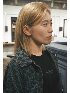 クイン(qin) ハイトーングレージュ