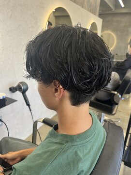 エイト チャタン 沖縄北谷店(EIGHT chatan) (北谷)メンズカット×ゆるふわパーマで自然体な大人ヘアに!