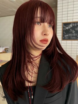 ミディアム /ボルドーカラー /レイヤー /ワインレッド