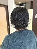 ジャパン ホンテン(JAPAN HONTEN)&nbsp;ラフに揺れる、ウェット質感のニュアンスボブ