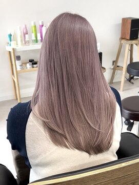 トト 船橋店(toto.) ◇ココアブラウンボルドーミディアムレイヤーウルフカット[船橋]