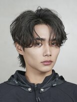 フィフス(fifth)&nbsp;原宿ニュアンスパーマメンズカットセンターパートウルフ微分け