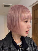 ナループロアポンテ(Nalu pu loa PONTE)&nbsp;ハイトーンボブ顎ラインぱっつん前髪ペールピンクカラーボブ