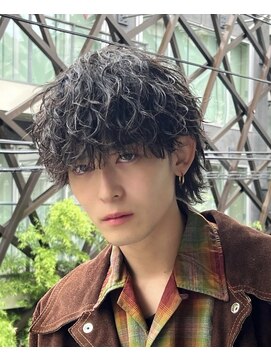 アストラ(ASTRA) MEN’S HAIR/波巻きツイストスパイラル/リバースセンターパート