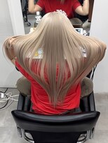 ミラ 新宿(MILA)&nbsp;ミディアムレイヤーカット/グレージュカラー/ダブルカラー新宿