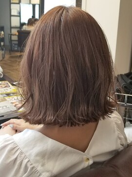 インビテーション(invitation) 上品なハイトーン！ラベンダーベージュ