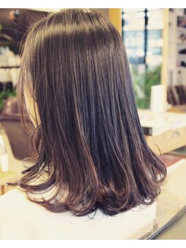 ルーミス バズヘアー(Loomis Buzzhair) [loomisbuzzhair] ストカールセミロングボブ