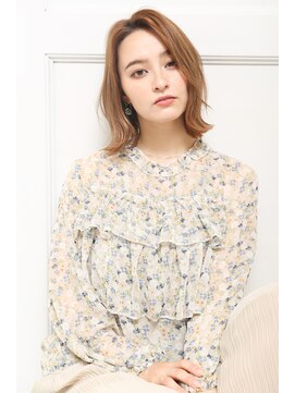 クラッチ ユニ(CLUTCH uni) くびれミディナチュラルワンカールボブg10