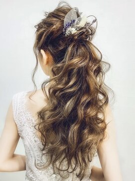 リディア 新宿東口店(Rydia) サイドロープ編みアレンジのミドルポニーテール★早朝ヘアセット