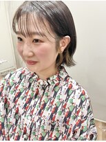 ゼン(ZEEN) 外ハネボブにさりげなくアクセサリーカラー@20代30代40代50代