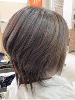 カットハウス はさみの部屋&nbsp;ショートレイヤー/襟足長め/ラベンダーグレージュ/前髪あり