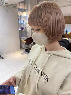 ネイロ 錦糸町(NeiRo) 小顔ショートボブハイライトカラー大人ショートカット白髪ぼかし