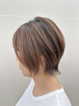 イーエル グランデ(e.ll grande) くびれショート