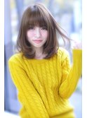 ミディアム顔まわりレイヤー