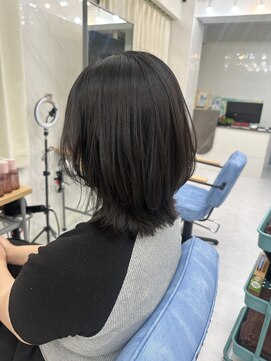 エミン(emyn) 髪が変わる【美髪革命】艶髪/髪質改善/縮毛矯正/代々木