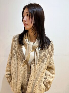 ヘアーアイストゥーレ(HAIR ICI TRE) ミディアムレイヤーブリーチなしチョコレートブラウンシャギー