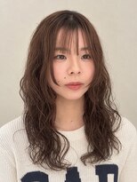 シアン 栄店(CYAN.)&nbsp;ブリーチ無し明るめベージュカラー×ウェーブパーマ