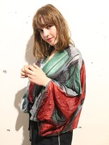 サバービア(suburbia) 『カット+ファストブリーチ+ホワイトグレージュ』