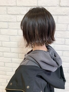 シュガー ヘアアンドネイル 仙台(SUGAR) ハイライトグラデーションマッシュショートフェザーバング外ハネ