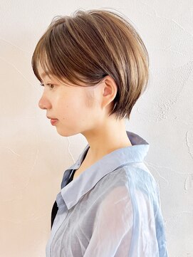 アイティー バイ アルバム 中野店(IT by ALBUM) ショートナチュラル_グレージュカラーボブウルフ_ba404741