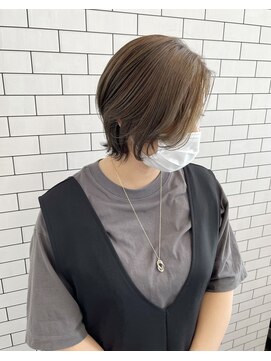 リール(THE RIRE.) *THE RIRE. カーキベージュ×ウルフボブ*