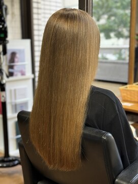 ビスイル 秋葉原店(Vis ill) ホワイトラベンダーハイトーン外国人風透明感大人可愛い韓国