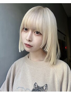 ジーナ(XENA) ケアブリーチ×ハイトーン×ホワイトカラー(渋谷)