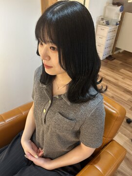 イーリージョン(E region) 顔周りレイヤースタイル