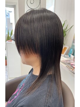 サロンドノア(Salon de NoA) セミロングウルフ