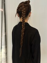ランド(LAND)&nbsp;三つ編みポニーテールアレンジ　参列ヘアセット