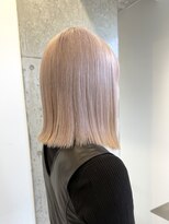 サンクプロジェクト(cinq PROJECT) ハイトーン切りっぱなしショートボブミルクティーピンクベージュ