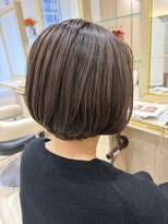 アッシュ 仙川店(Ash)&nbsp;40代50代60代大人ひし形ショートボブ初白髪ぼかしハイライト