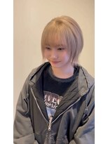 ハイク(HYKE)&nbsp;ホワイトシルバー/ケアブリーチ