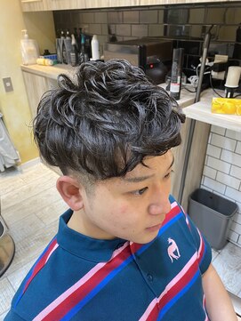 グルーマーズトウキョウ(GROOMER/S TOKYO) 無造作パーマ　ツーブロ【GROOMER/S TOKYO】