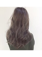 繰り返し染めてもふわふわ髪をキープする理由