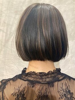 マハナ(Mahana by hair)の写真/ダメージレスかつ柔らかな質感になる酸性ストレートがオススメ♪