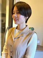 シーン(SCENE)&nbsp;大人ショート　センターパート　20代30代　艶感【天神/今泉】