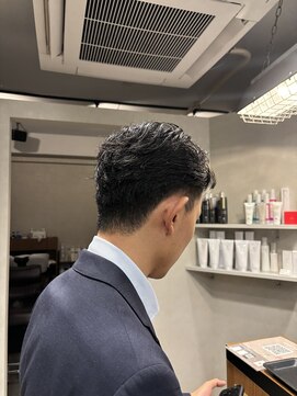 ハイル(KHAIR) メンズベリーショート《谷　昂将》