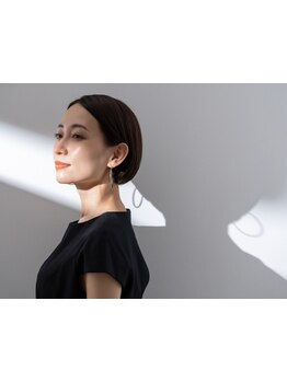 【高崎市上中居町】お手頃プライス☆カラー\1777～！お財布に優しい値段で毎月通えてキレイな髪色をキープ