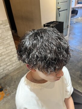 メルティエ(Mertie) ツイストスパイラルパーマ