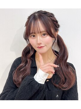 ユーフォリア 渋谷グランデ(Euphoria SHIBUYA GRANDE) ツイン　編み込みツイン　ウェーブ巻き　カカオブラウンYUKI