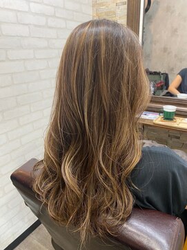 アトリエナガノツー 千葉富士見店(atelier nagano 2) ハイライトカラー/くびれヘア/レイヤーパーマ[千葉駅]