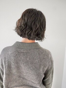 ロマリア 渋谷 渋谷宮益坂(Lomalia) イメチェン/ウェーブパーマボブ/グレージュ/前髪/渋谷駅