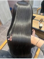 コビーバイジーナ 梅田茶屋町(Coby by Zina)&nbsp;髪質改善トリートメント＊ブルーブラック【hina】