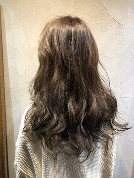 ヘアーシグネチャー(Hair Signature) 外国人風カラー(スロウ:モノトーン)