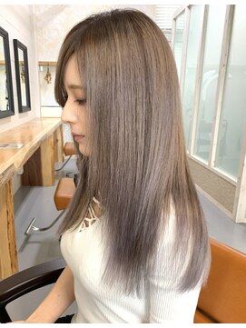 クラウド ナイン ブランシュ(CLOUD Nine blanche) ミルクティーバレイヤージュ