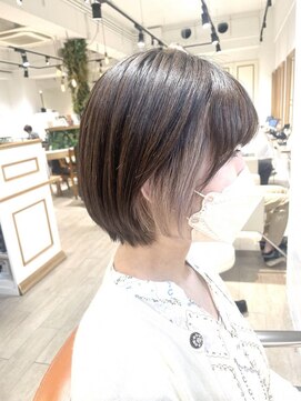 アルクバイネオリーブ 荻窪店(arc by neolive) ショートボブ×イヤリングカラーホワイトベージュ