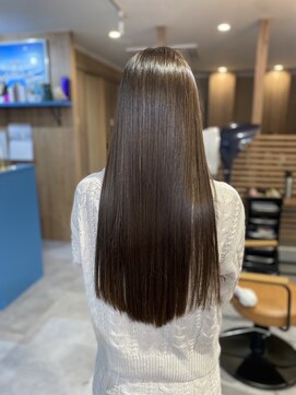 フローライト 廿日市(Fluorite) フェミニンロングストレート