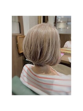 リワーズ 成城学園前(ReWARDs) ボブ/グレージュ/大人女性/レイヤー/ショート[成城学園前]